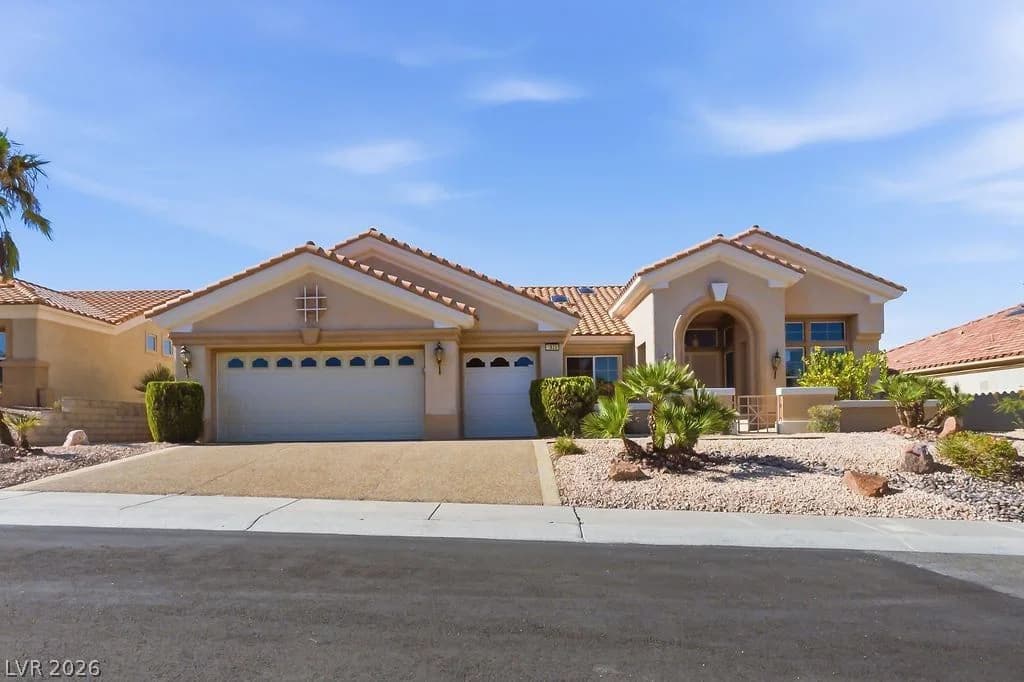 9820 Folsom Drive photo 2