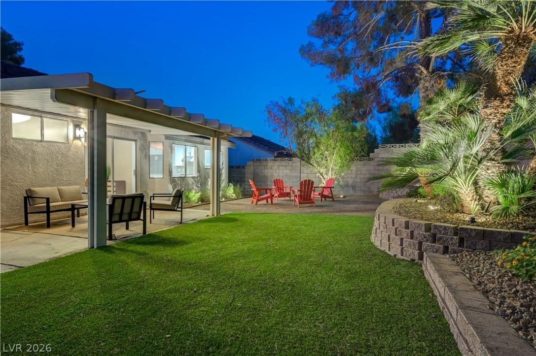 3131 White Rose Way photo 3