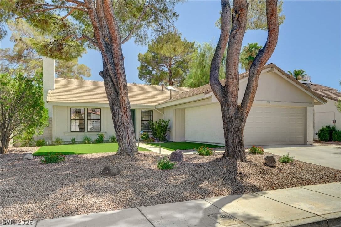 3131 White Rose Way photo 5