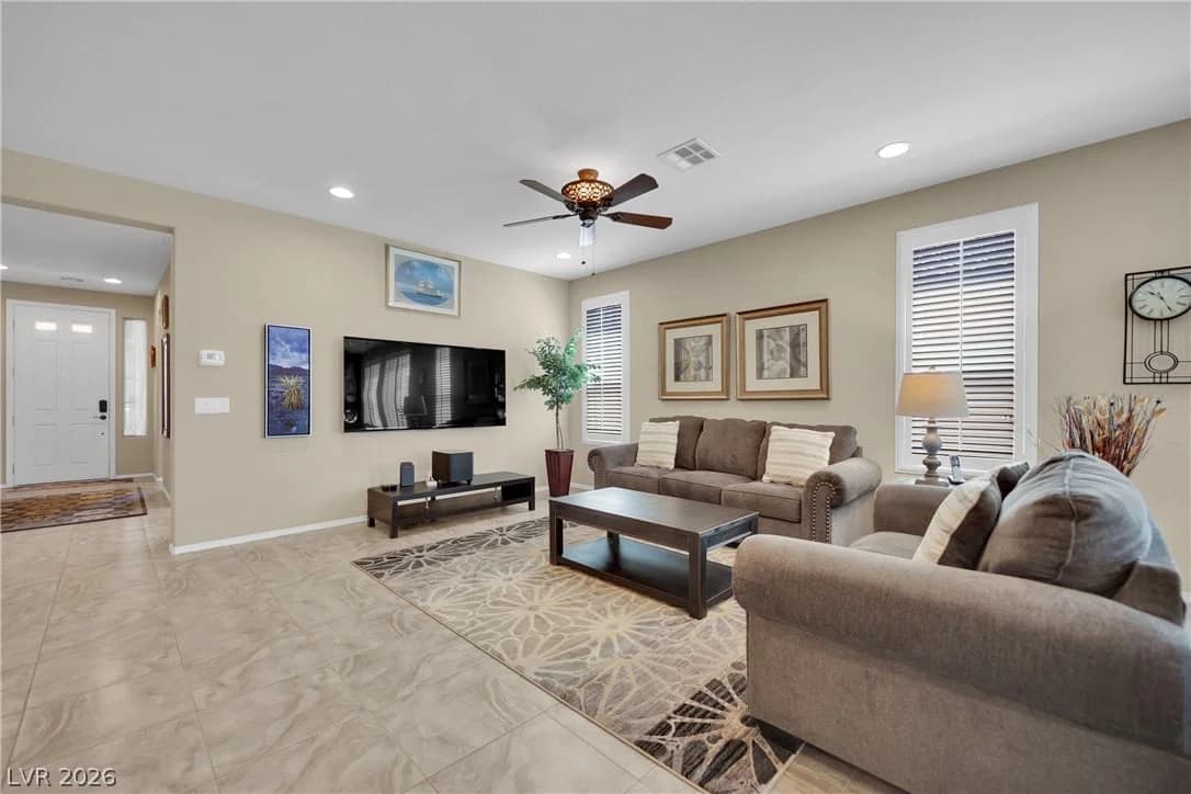 3829 Riviera Regal Avenue photo 3