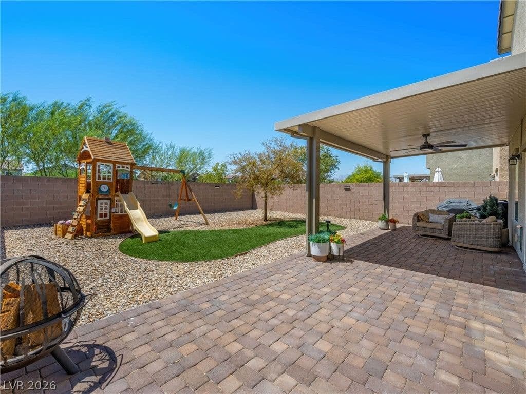 4455 Shimmer Point Avenue photo 2