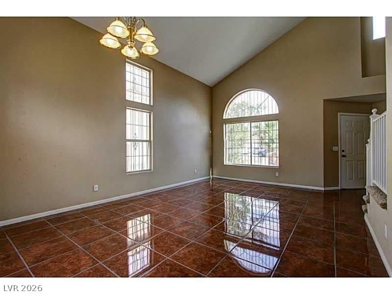 5115 Blossom Avenue photo 2