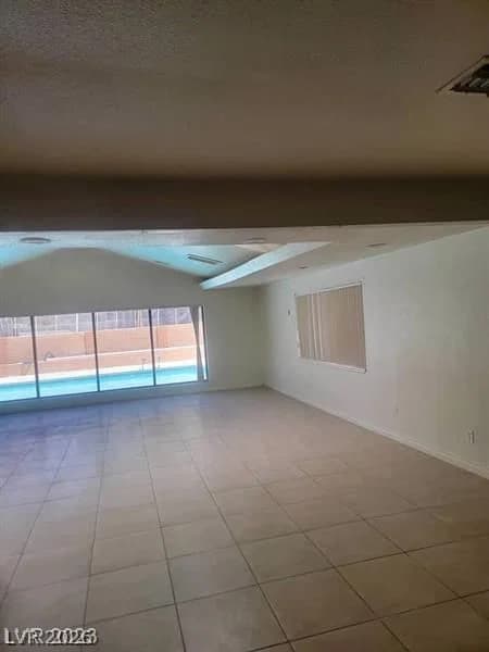 3480 Hacienda Avenue photo 5
