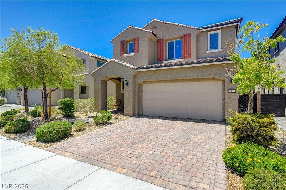8131 Skye Chalet Street photo 2