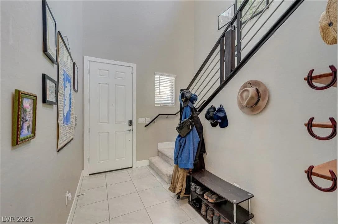 8131 Skye Chalet Street photo 5