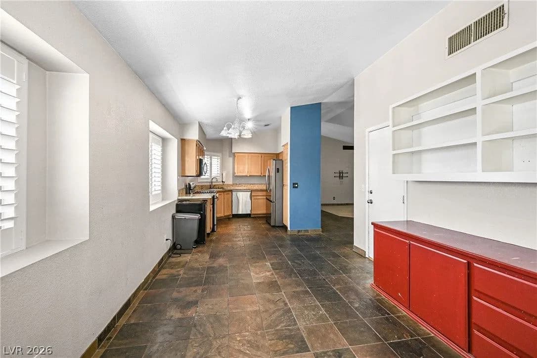 301 Lander Drive photo 5