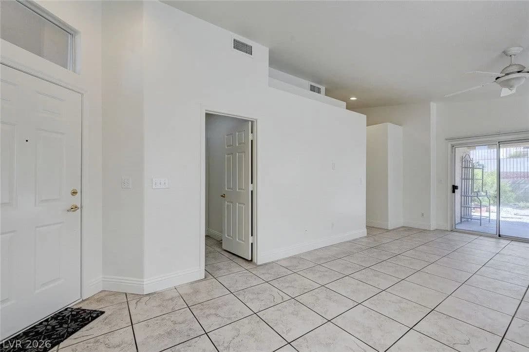 2515 NEW SALEM Avenue photo 5