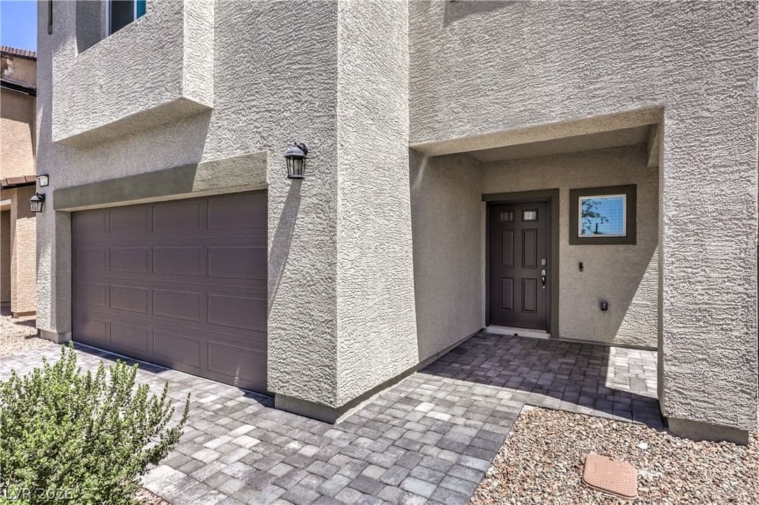 7742 Duran Harbor Lane photo 4