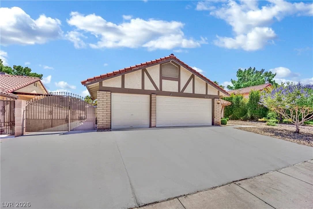 5470 Abbington Street photo 2