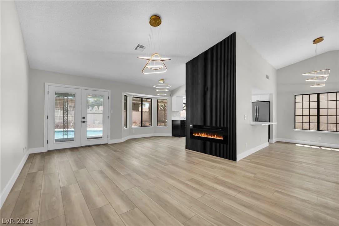 5470 Abbington Street photo 4