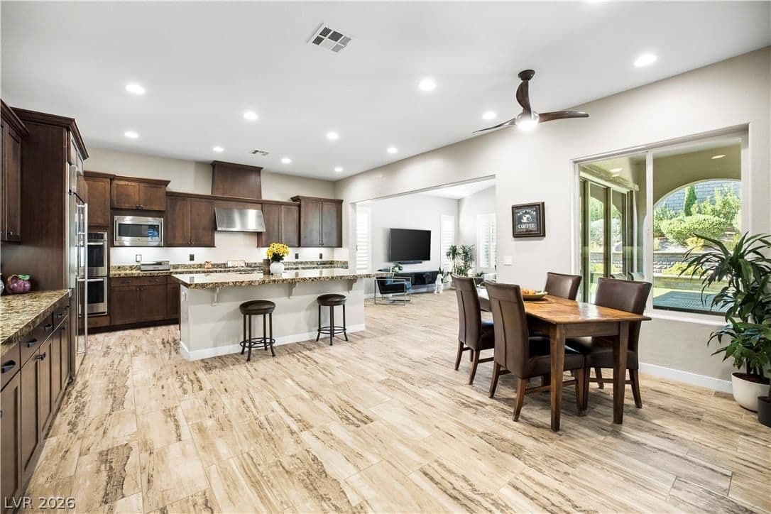 12118 Cabo Rojo Avenue photo 4