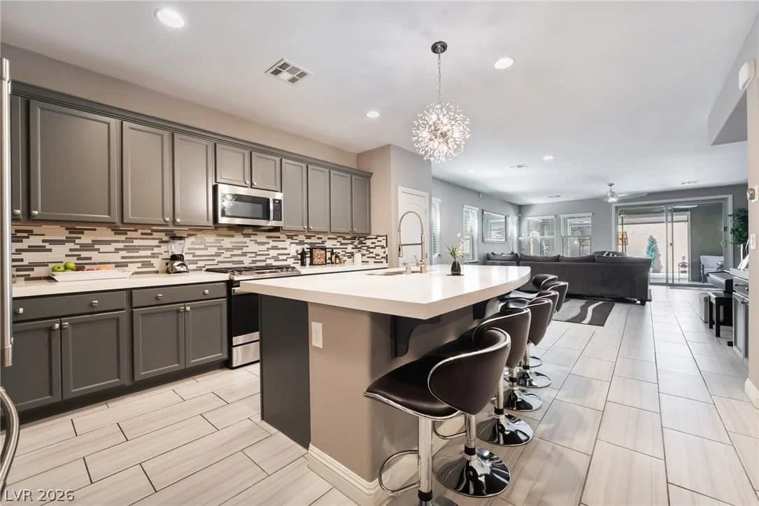12825 Alcores Street photo 4
