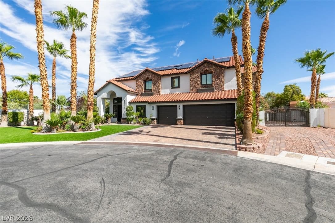 2200 Paseo Court photo 2