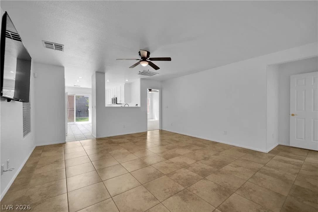 3963 Goldspur Street photo 3