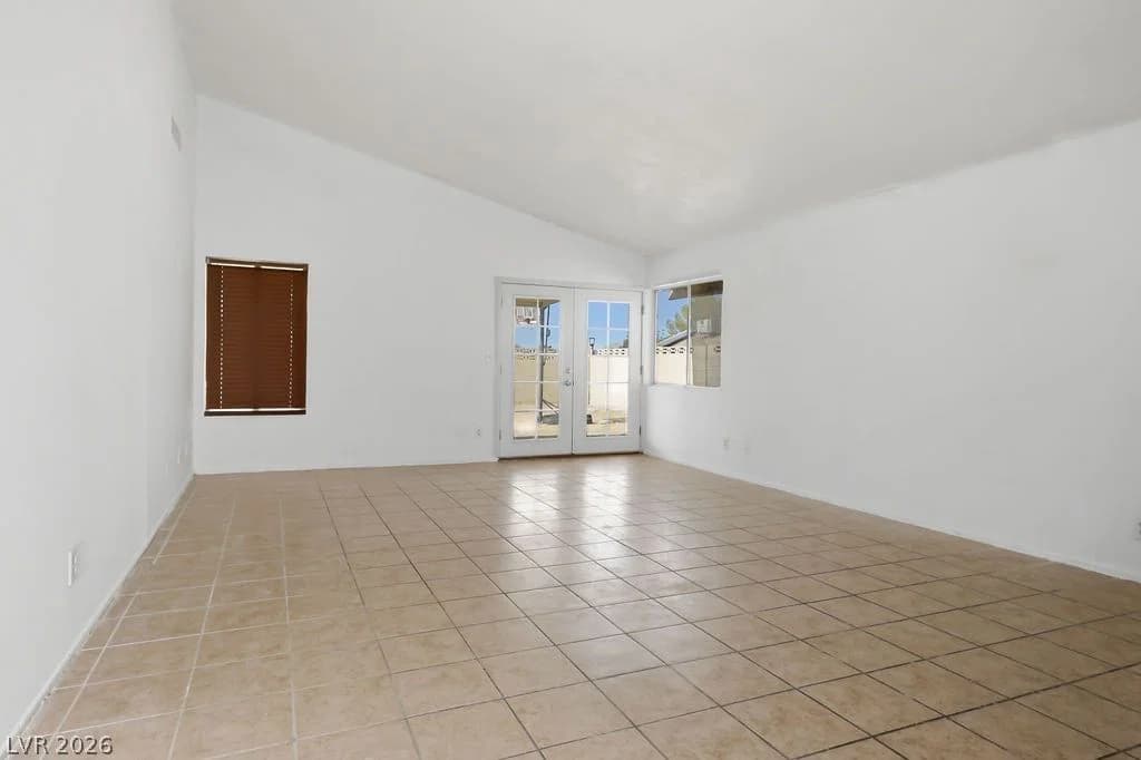 3118 Blossom Glen Drive photo 5