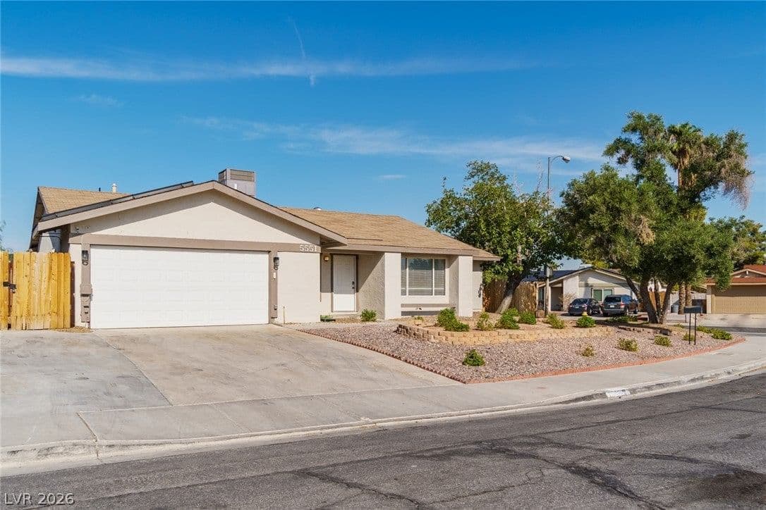 5551 Corral Circle photo 2