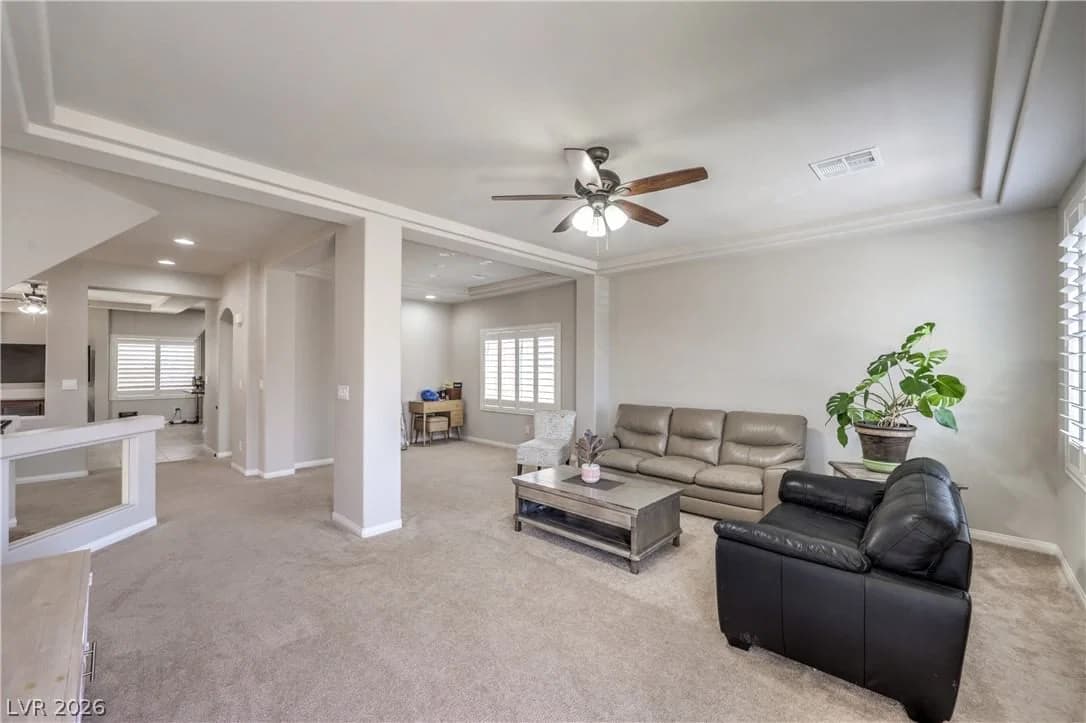 6042 Crown Palms Avenue photo 5
