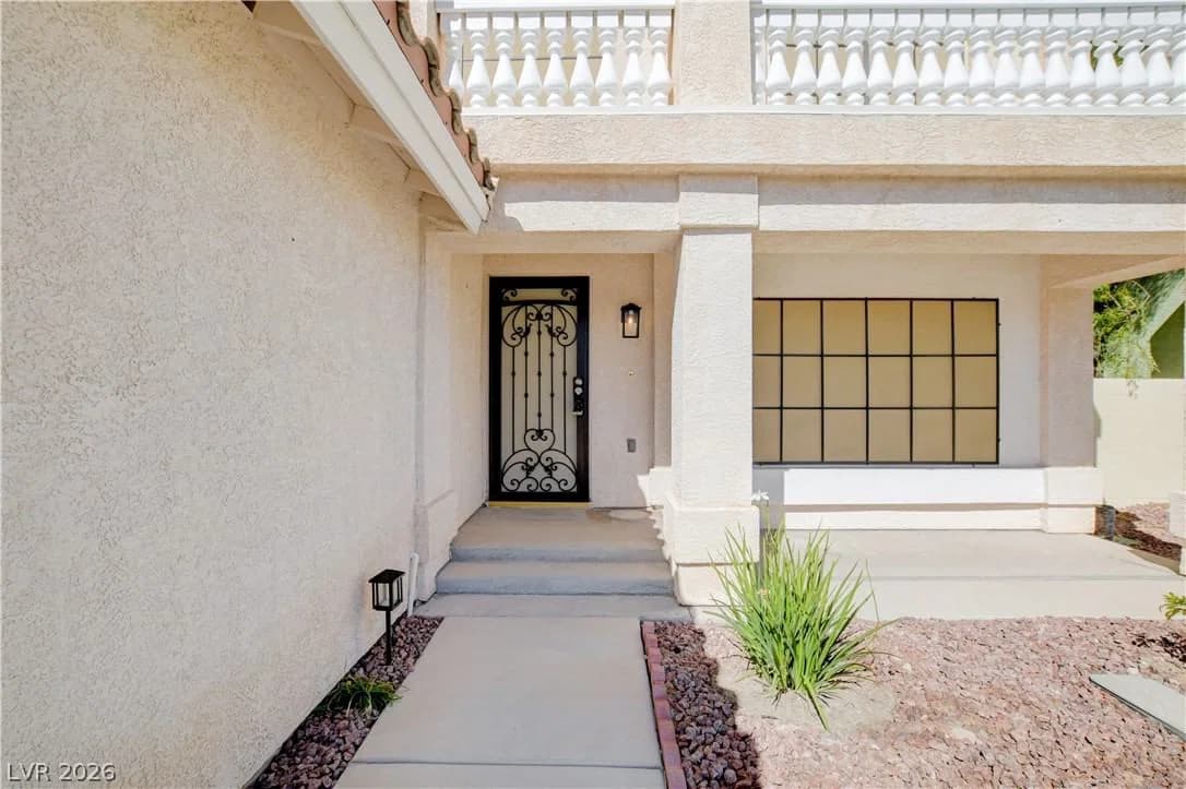 432 Staghorn Pass Avenue photo 4