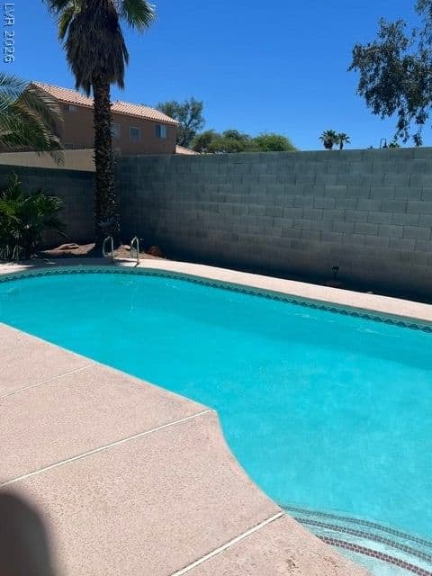 1109 Olvera Way photo 4