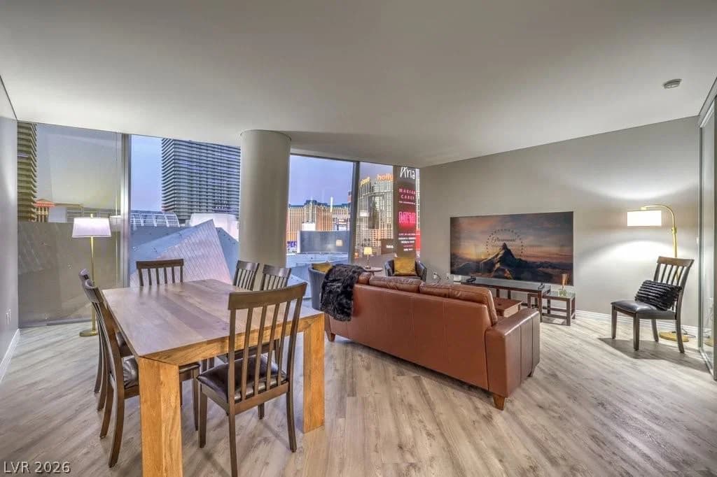 3726 Las Vegas Boulevard photo 2
