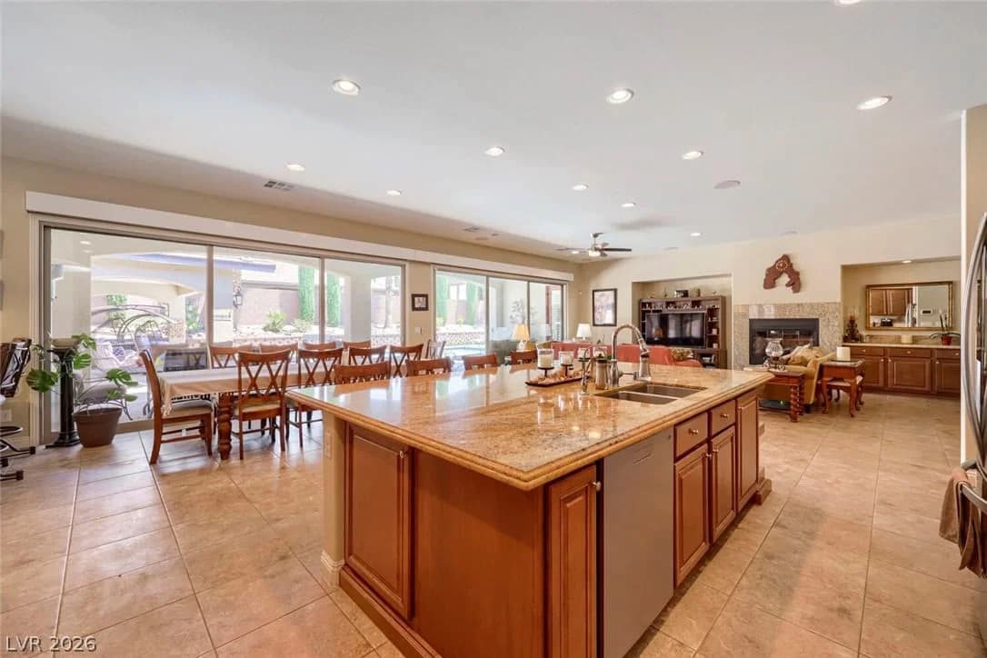 9752 Serene Star Way photo 4