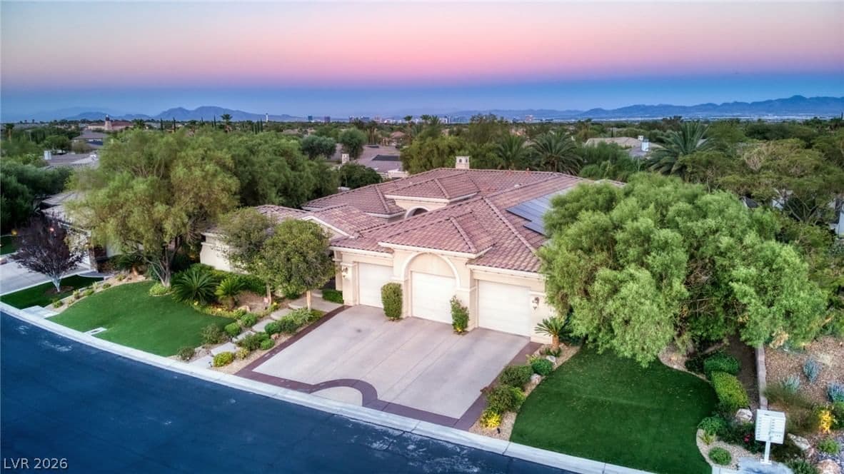 10925 Iris Canyon Lane photo 3