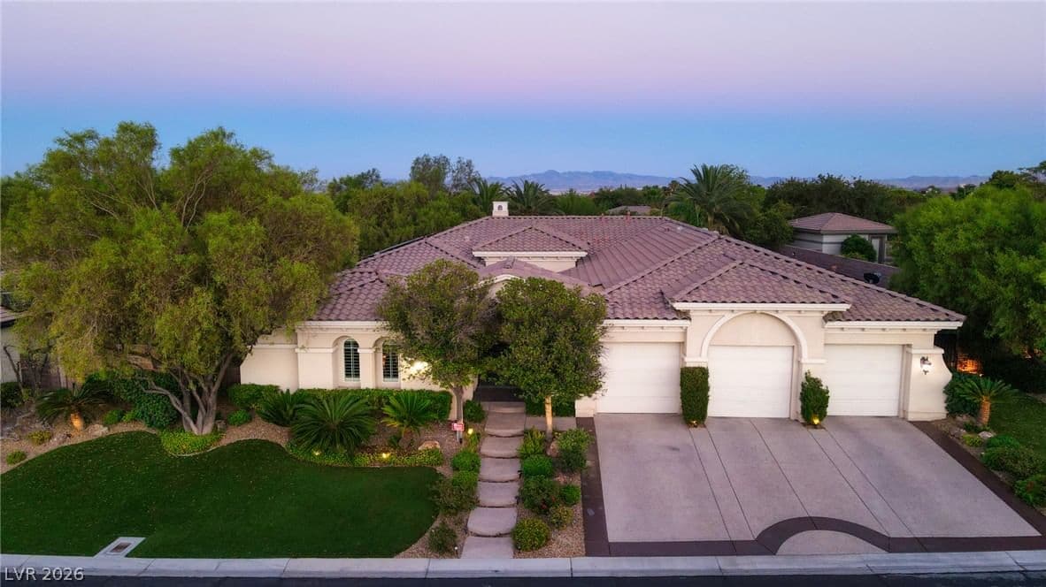 10925 Iris Canyon Lane photo 2