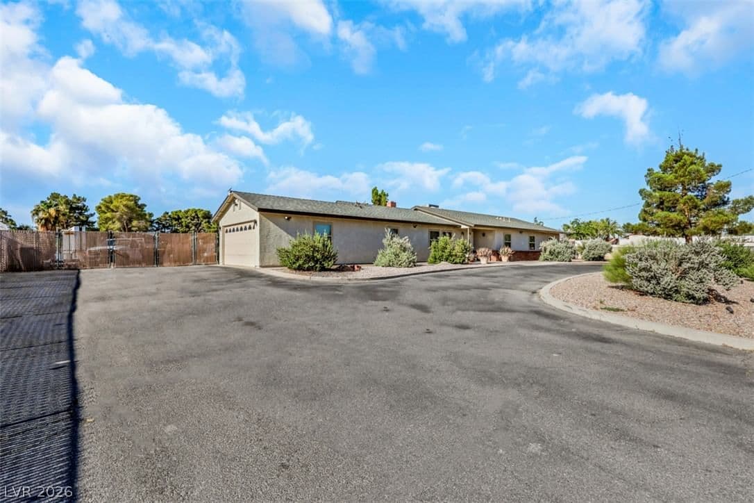 2715 Hacienda Avenue photo 5