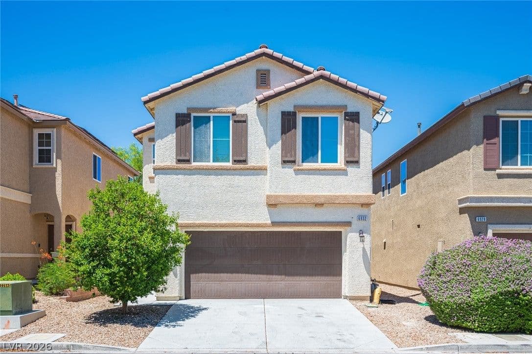 6932 Yellow Cosmos Avenue