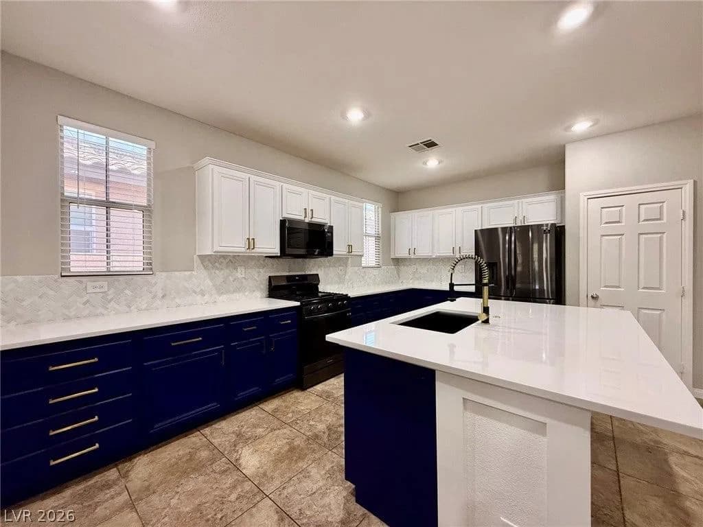 9927 Ridgemill Street photo 4