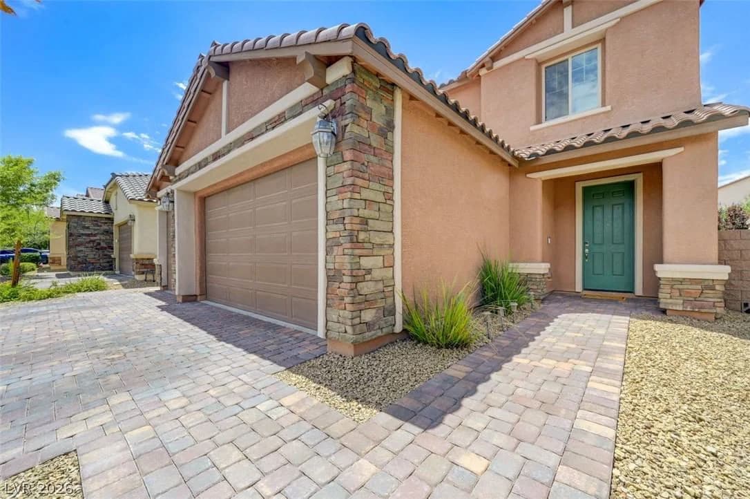 6221 Canterbury Field Road photo 2