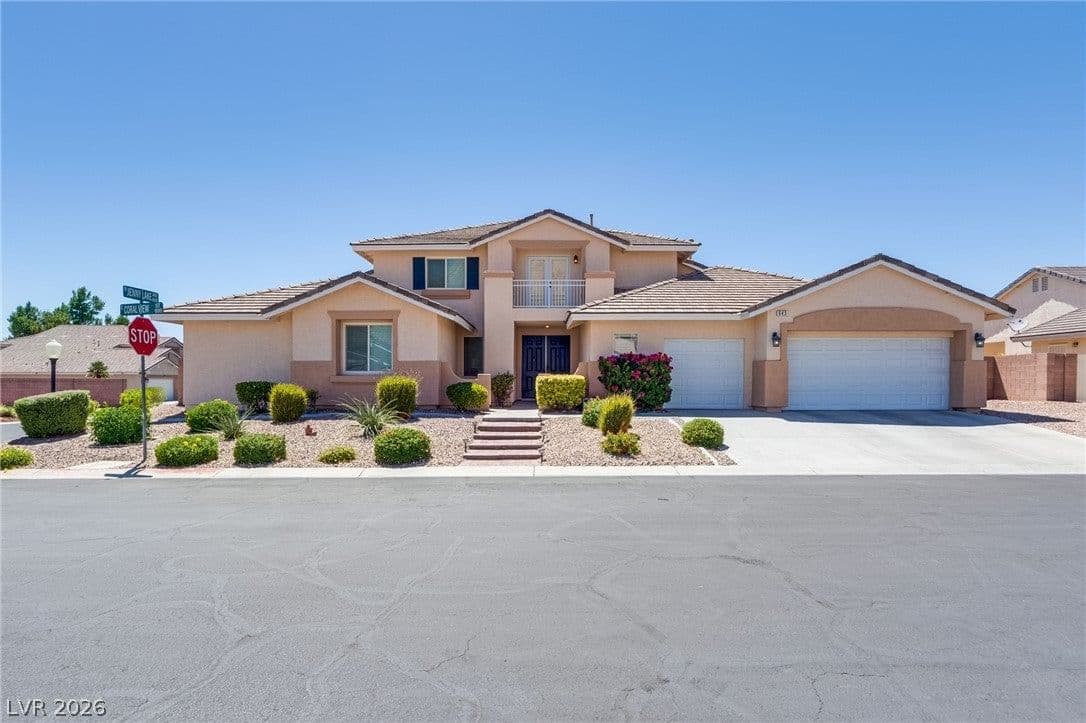 643 Coral View Street photo 2