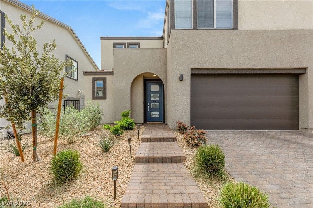 10449 Smokey Mariposa Avenue photo 3