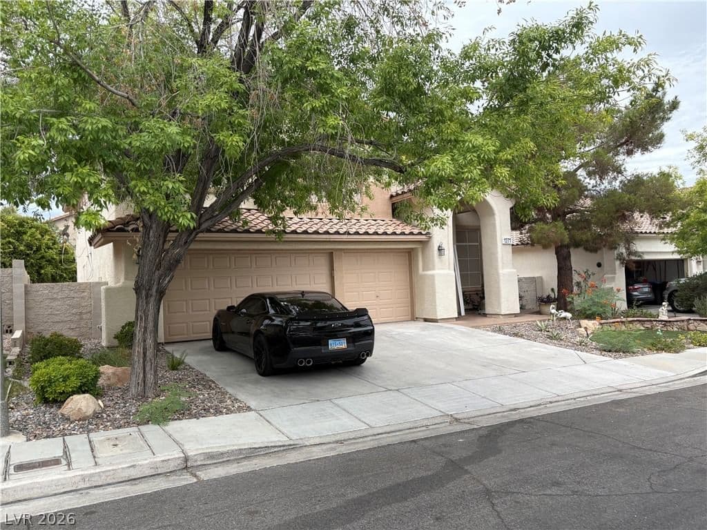 1271 Autumn Wind Way photo 2