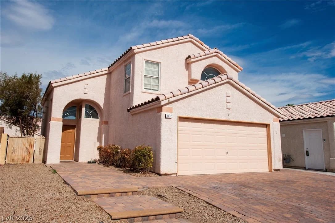 1912 Sierra Hills Way photo 2