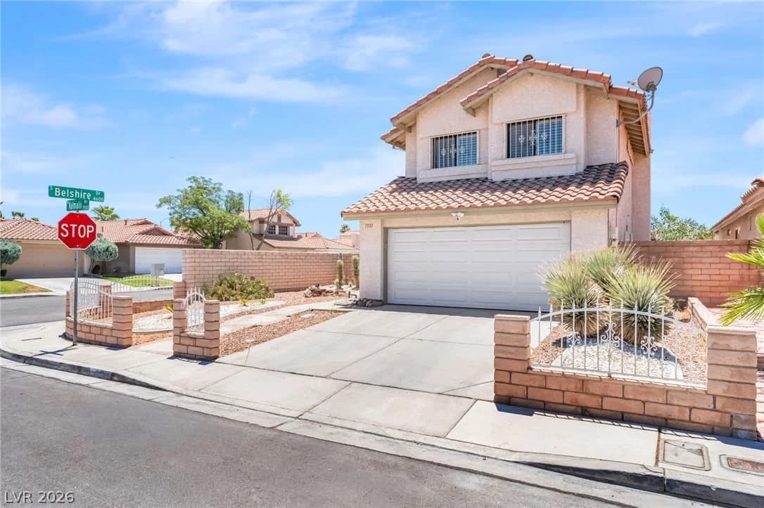 7531 Kalmalii Avenue photo 3