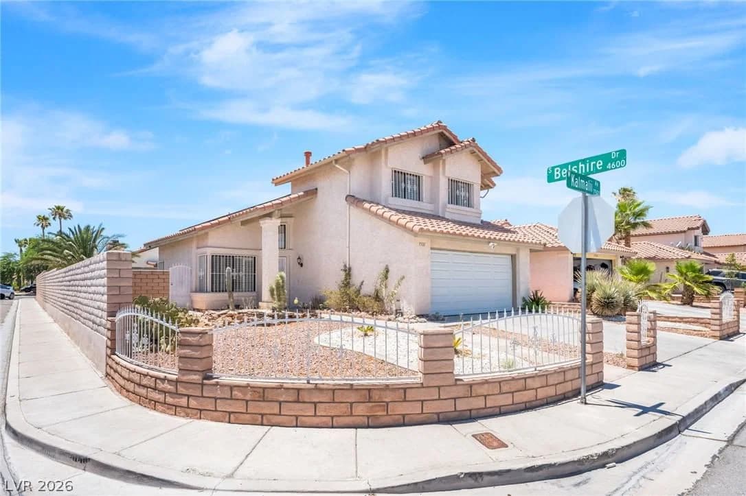7531 Kalmalii Avenue photo 4