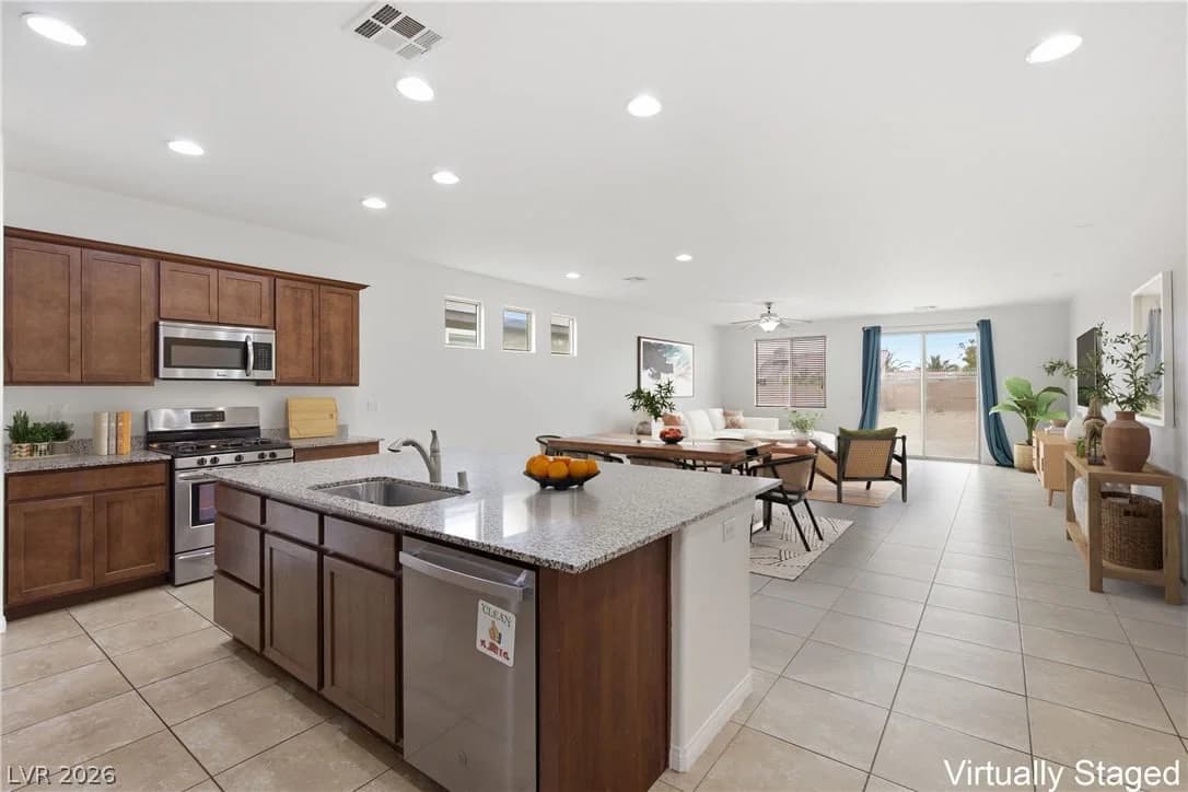4744 High Anchor Street photo 2