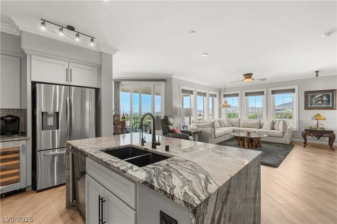 2555 Hampton Road photo 5
