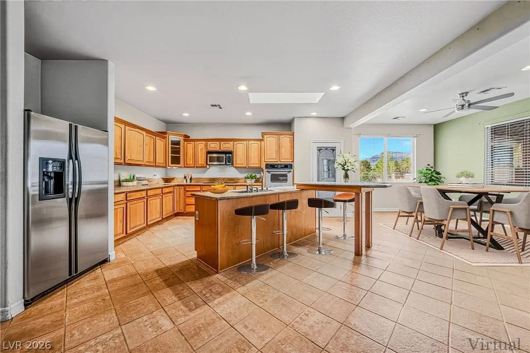 680 McMurray Drive photo 3