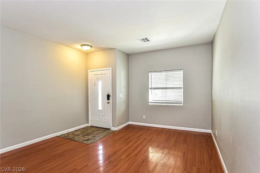 709 Horse Stable Avenue photo 5