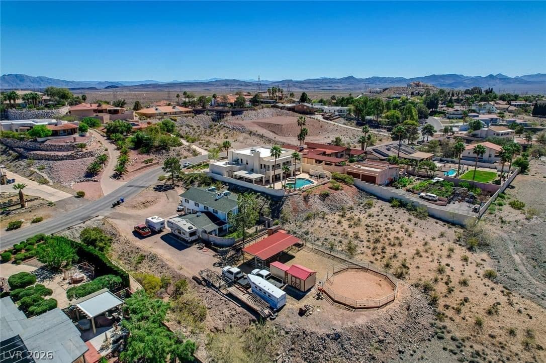 1424 Pueblo Drive photo 3