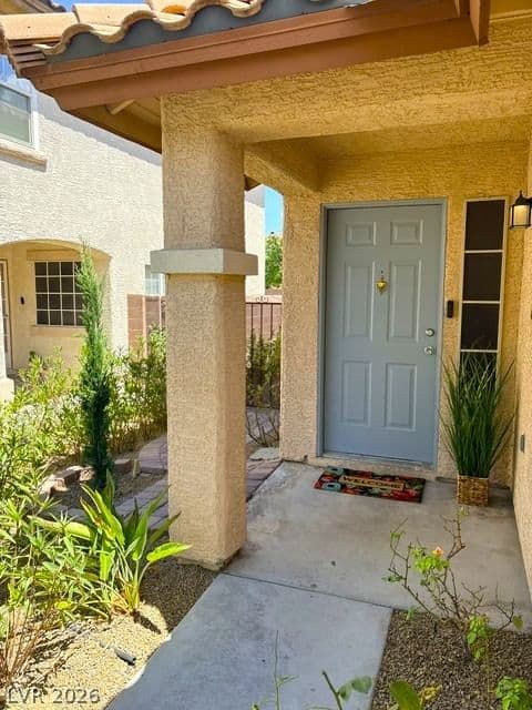 1100 Milpas Lane photo 2