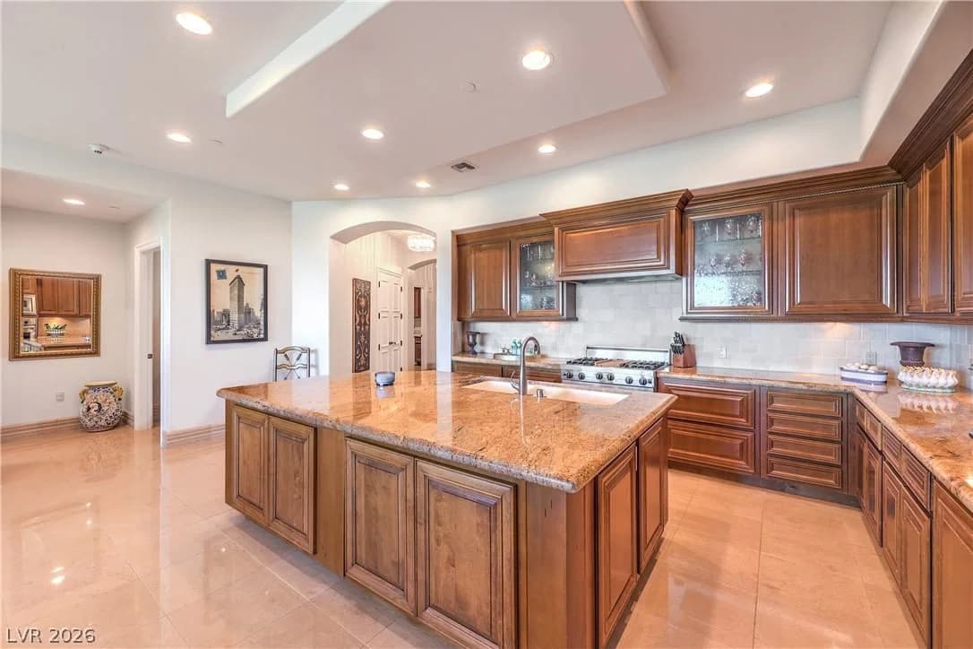 9101 Alta Drive photo 5