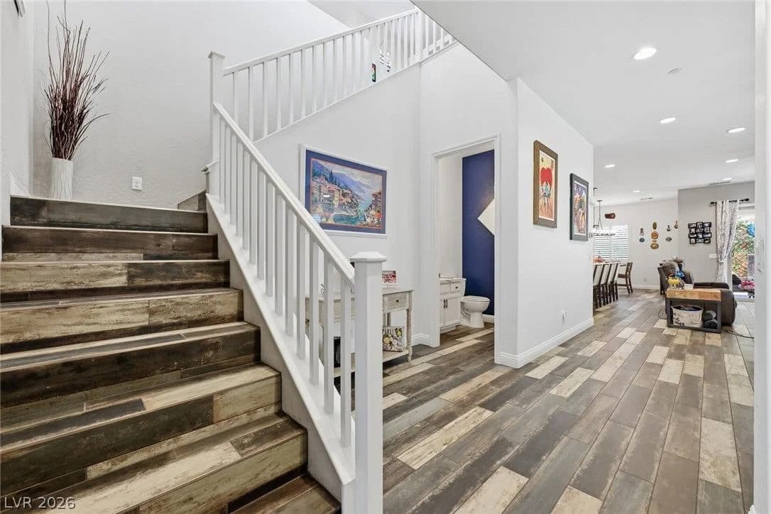 417 Honeybrush Avenue photo 4