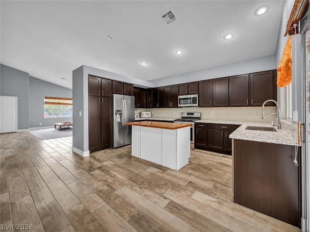 2421 Sunrise Springs Court
