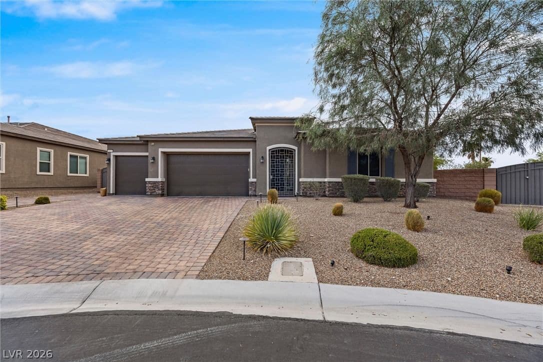 6820 Velvet Snow Street photo 3