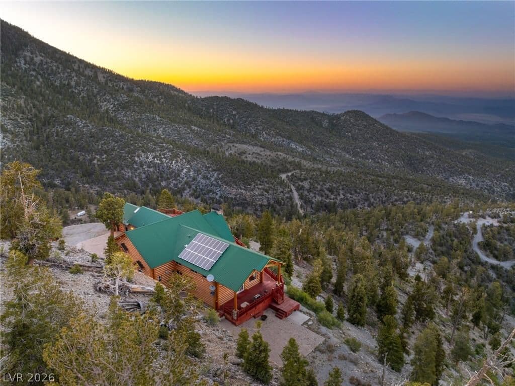 4910 Cougar Ridge Trail photo 5