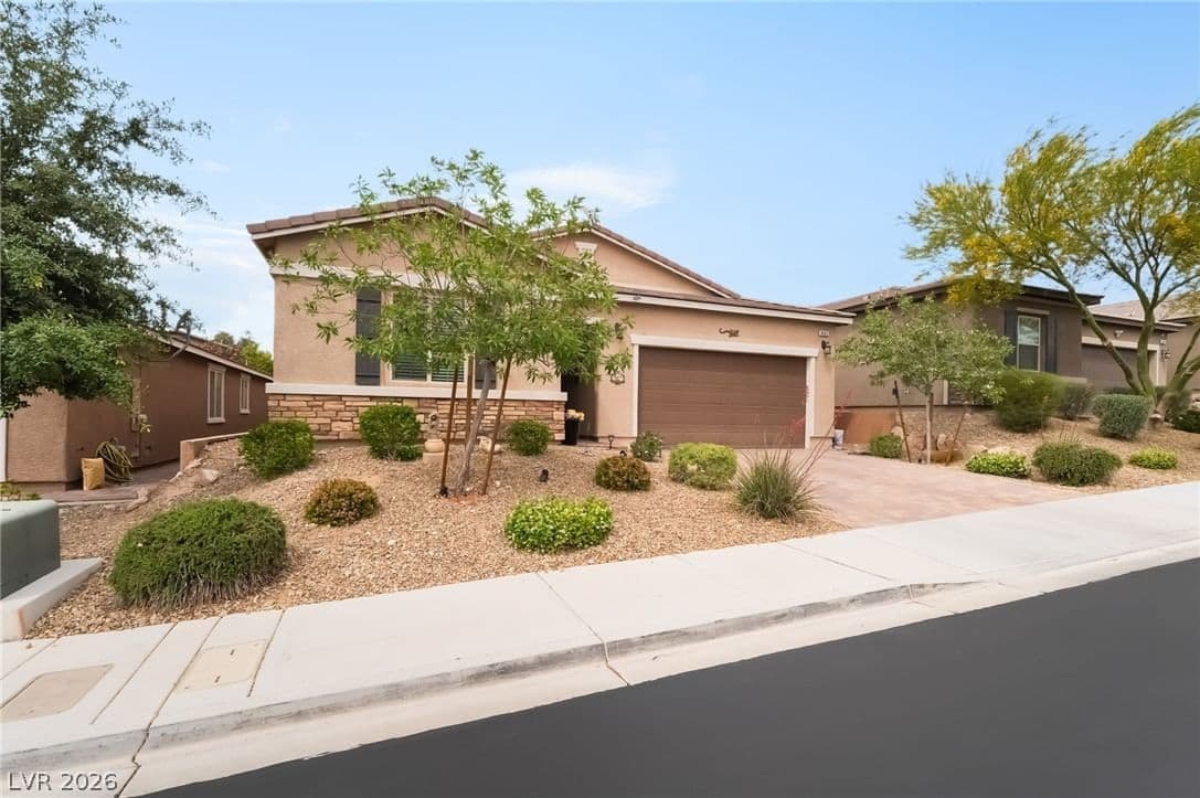 8651 Loretta Bay Street photo 3