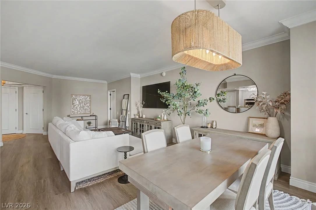 2777 Paradise Road photo 5